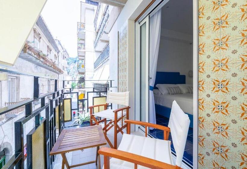 פנסיון 4blu Camere Marine