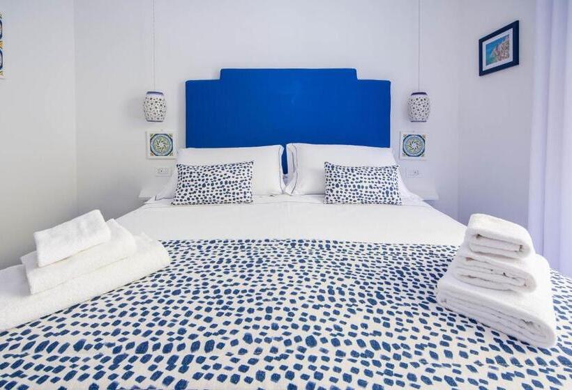 פנסיון 4blu Camere Marine