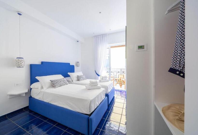 פנסיון 4blu Camere Marine