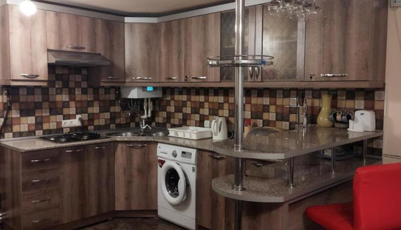 펜션 Asine Yerevan