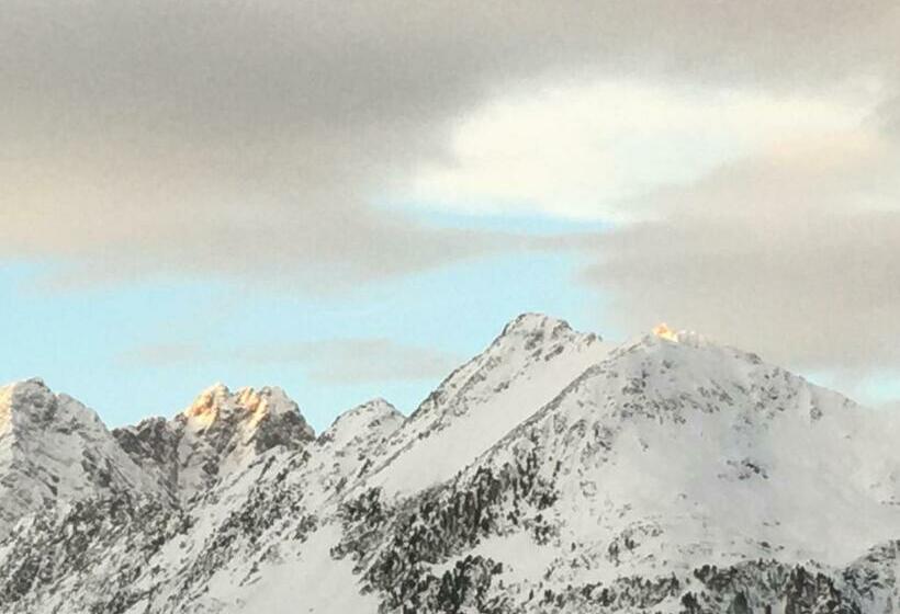 بنسيون Gasthof Schöne Aussicht
