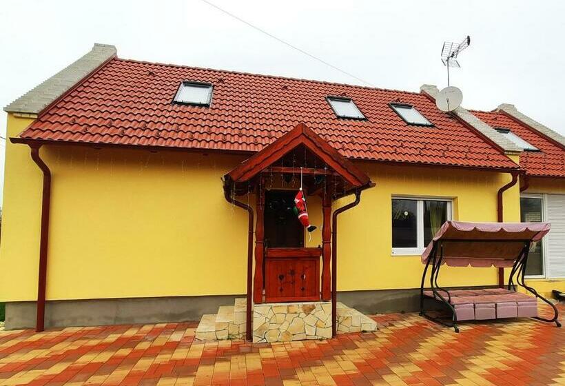 بنسيون Marilyn Vendégház