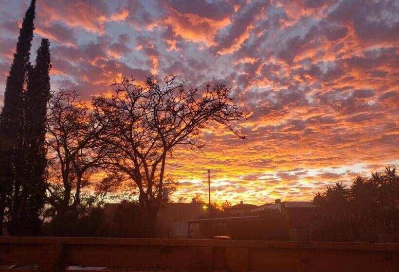 Пансион Moonlight Suite Arad צימר אור הירח, ערד