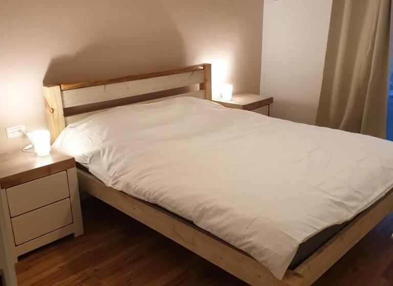 Пансион Moonlight Suite Arad צימר אור הירח, ערד