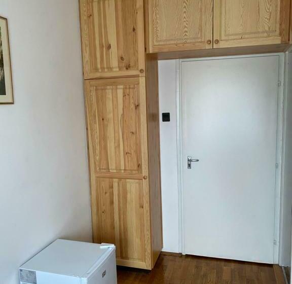 ペンション Napsugár üdülőház