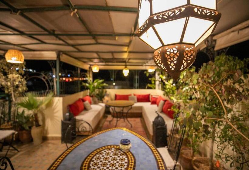 پانسیون Riad Dar Omar