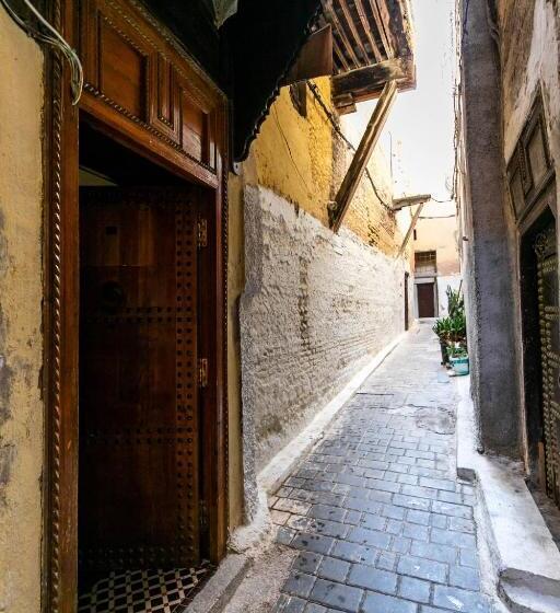 پانسیون Riad Dar Omar