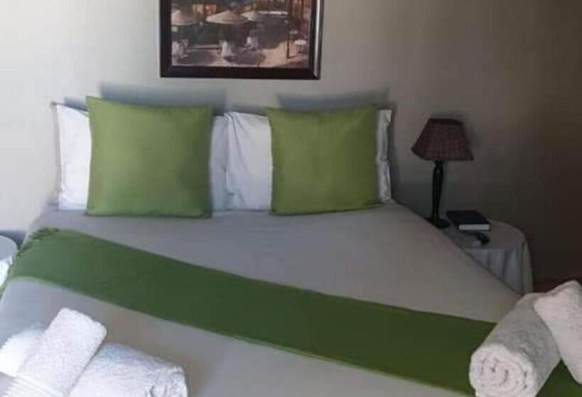 بنسيون Travellers Joy Guest House