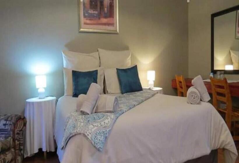 ペンション Travellers Joy Guest House