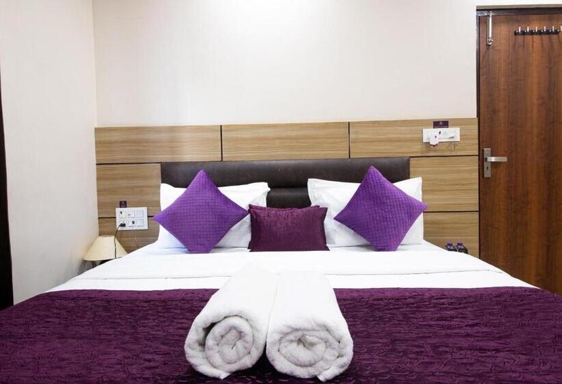 Perfect Stayz Dwarkesh Hotel Near Haridwar Railway Station