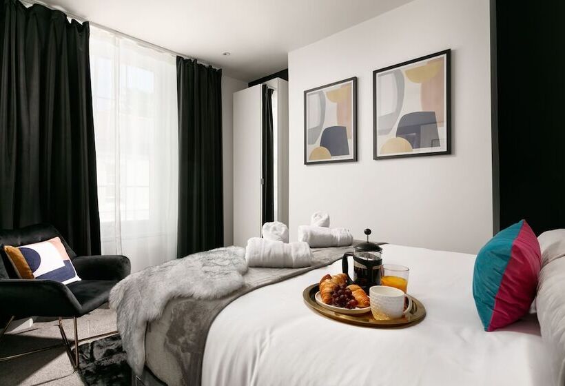 The Luxe Experience   Perfect Christmas Stay   Premium Central Plymouth House   Sleeps 8   Habita Pr