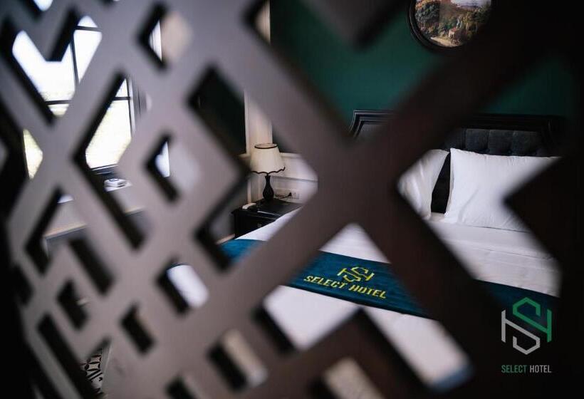 Selecthotel Hạ Long