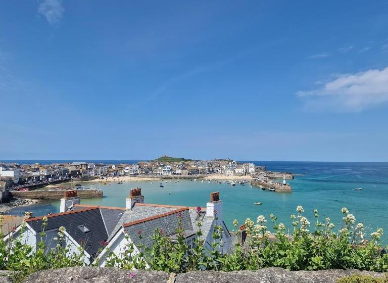 Small Cottage Close To Carbis Bay Beach & St Ives