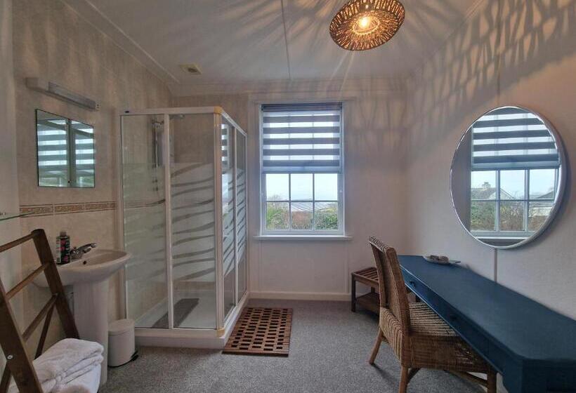 Small Cottage Close To Carbis Bay Beach & St Ives