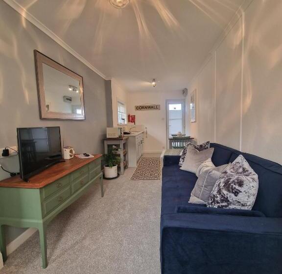 Small Cottage Close To Carbis Bay Beach & St Ives