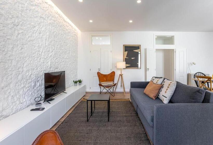 Trendy T.m Apartament By The River