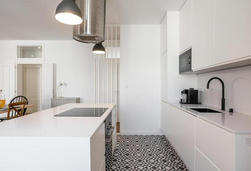 Trendy T.m Apartament By The River