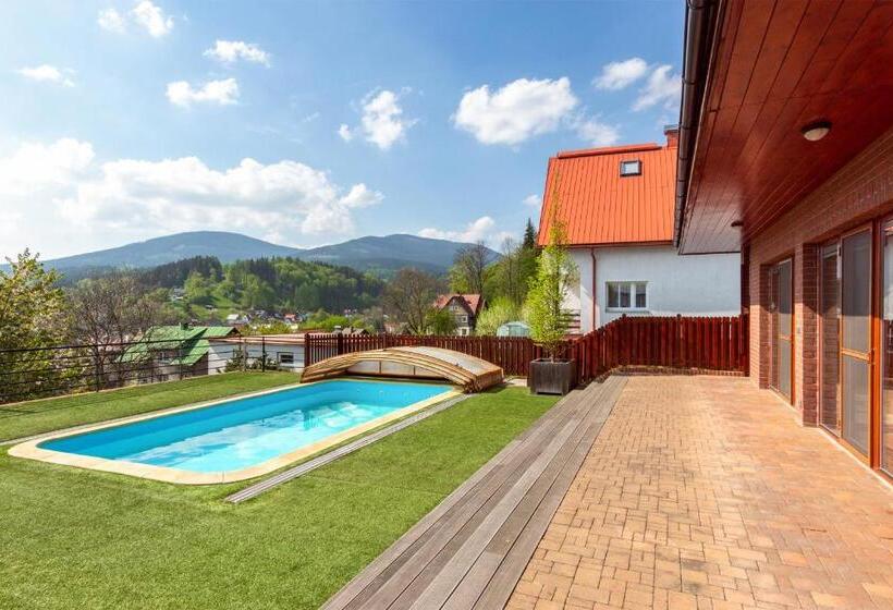 Vila Sluneční Stráň