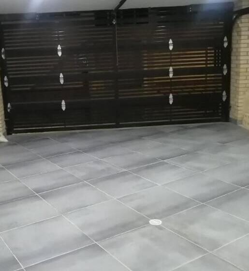 Apartamento De Lujo , Con Linda Vista, Cuarto Piso