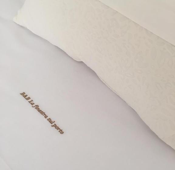 B&b La Finestra Sul Porto