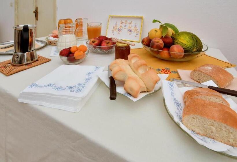 B&b Sa Domo De Sos Massaios