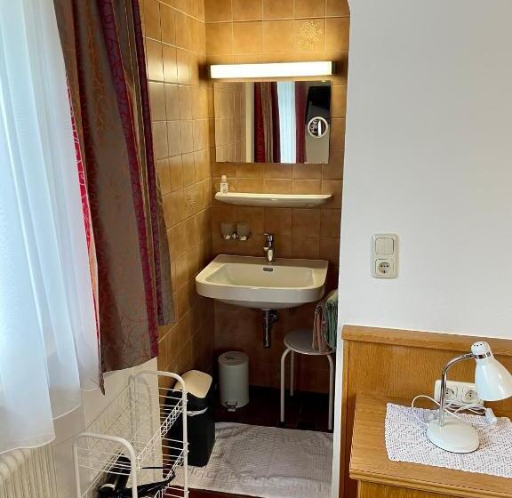 تختخواب و صبحانه Haus Gröblacher