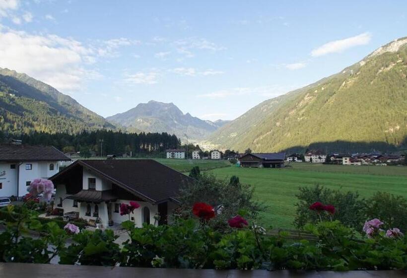 تختخواب و صبحانه Haus Gröblacher