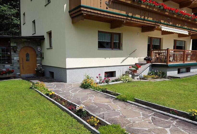 تختخواب و صبحانه Haus Gröblacher