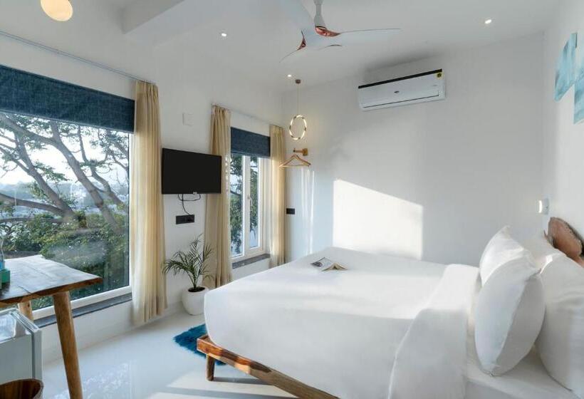 Bed and Breakfast Moustache Udaipur Luxuria