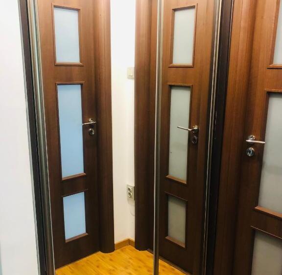 Bucharest Apartment Near The Center, Subway, Mall And Park