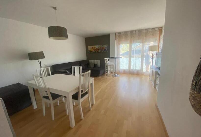 Casa Nueva En La Ciudadela Con Piscina