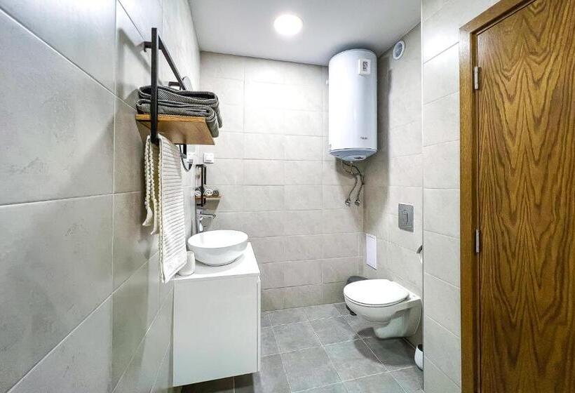 Deluxe Central Rooms