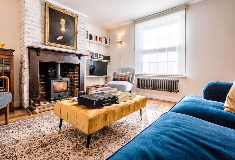 Hall Cottage Bramfield Suffolk