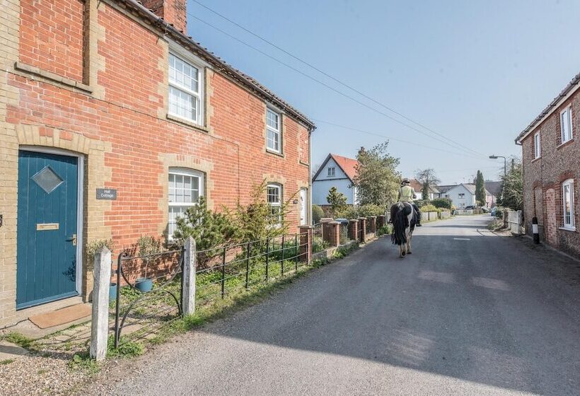 Hall Cottage Bramfield Suffolk