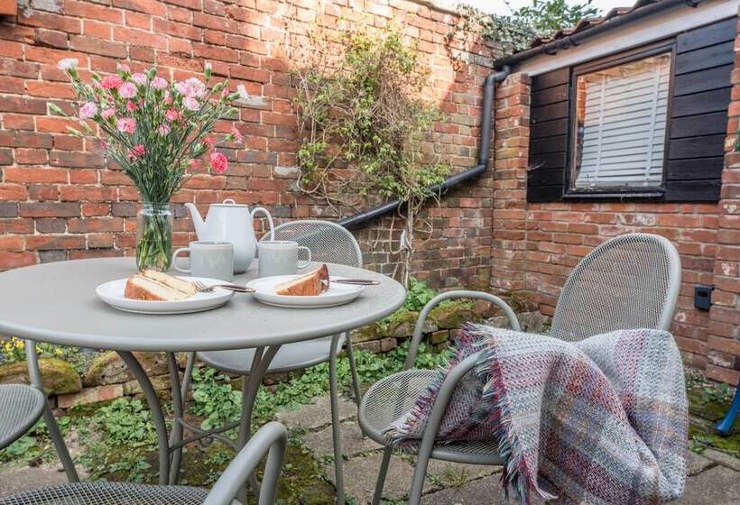 Hall Cottage Bramfield Suffolk