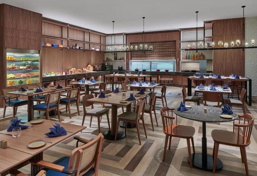 酒店 Four Points By Sheraton Desaru