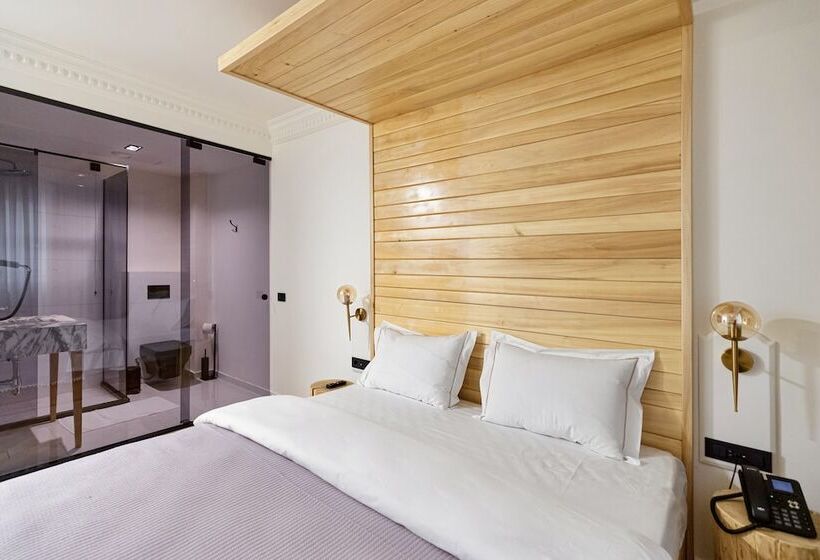 هتل Garden Downtown Prishtina