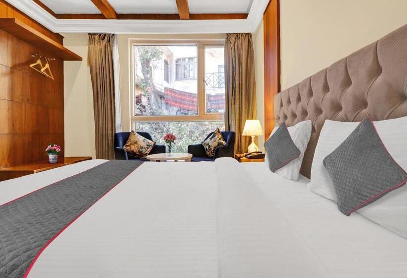 Отель Grand Villas Near Delhi Igi Airport