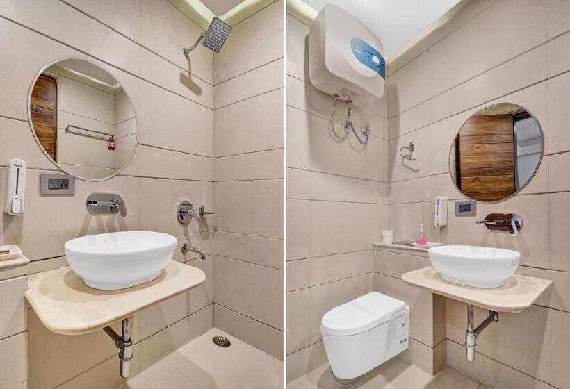 Отель Grand Villas Near Delhi Igi Airport