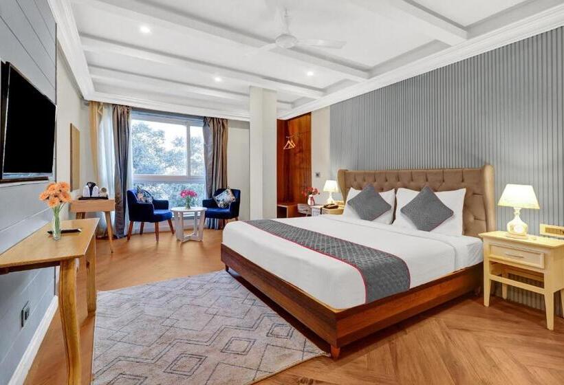 Отель Grand Villas Near Delhi Igi Airport