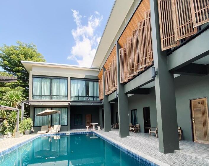 فندق Look At Home Lamphun