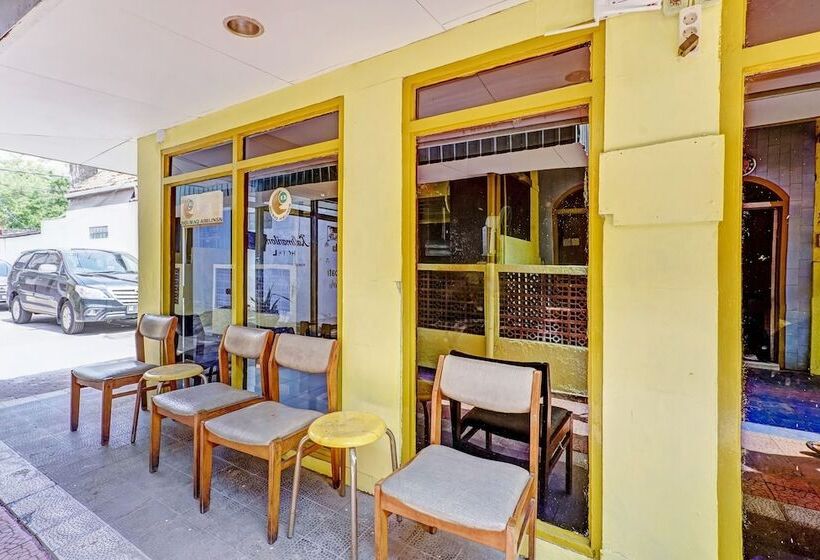 فندق Kalimantan Surabaya