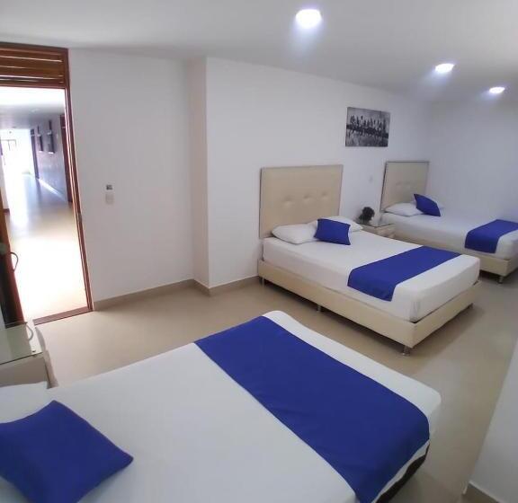 בית מלון כפרי San Fernandos Plaza