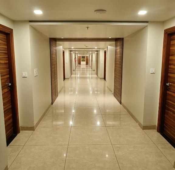 فندق Savitri Resort