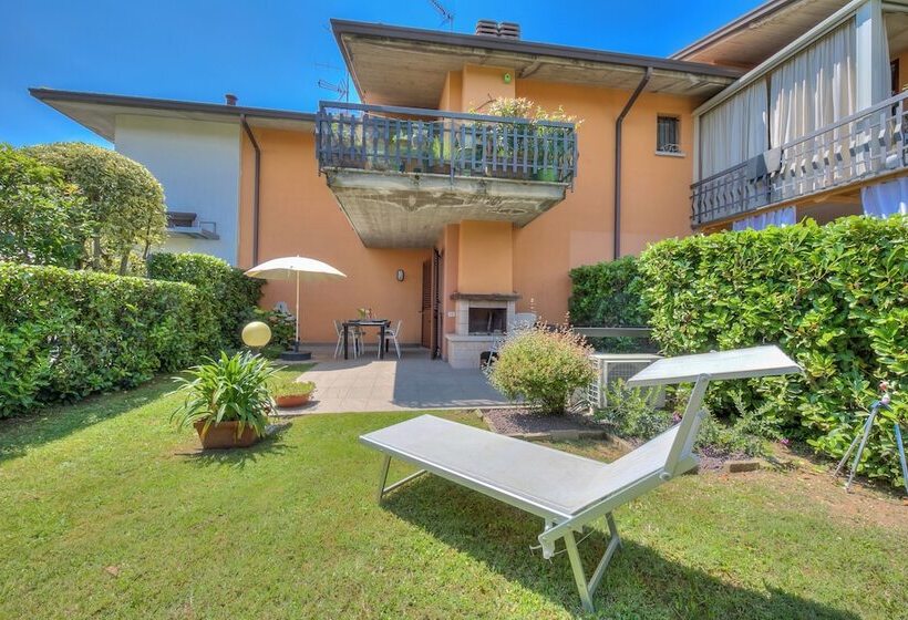 La Casa Accanto With Shared Pool   Happy Rentals