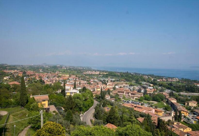La Casa Accanto With Shared Pool   Happy Rentals