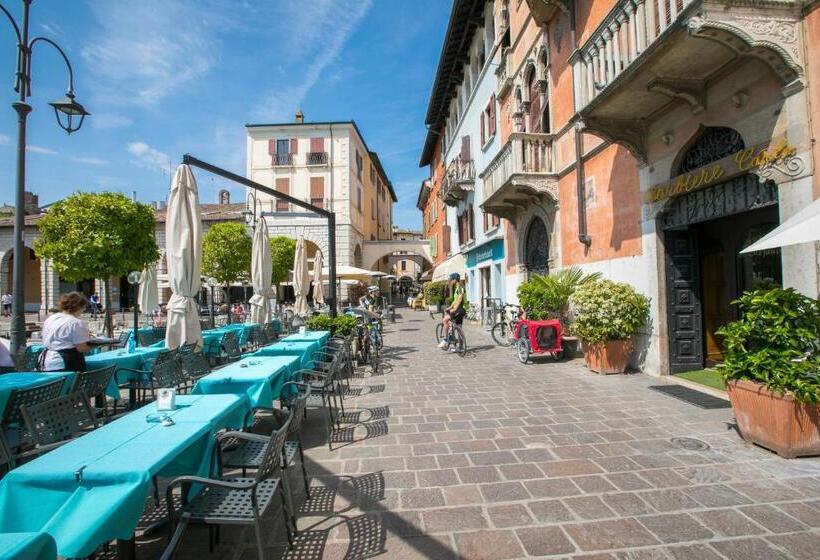 La Casa Accanto With Shared Pool   Happy Rentals