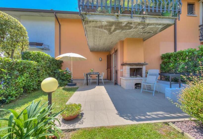 La Casa Accanto With Shared Pool   Happy Rentals