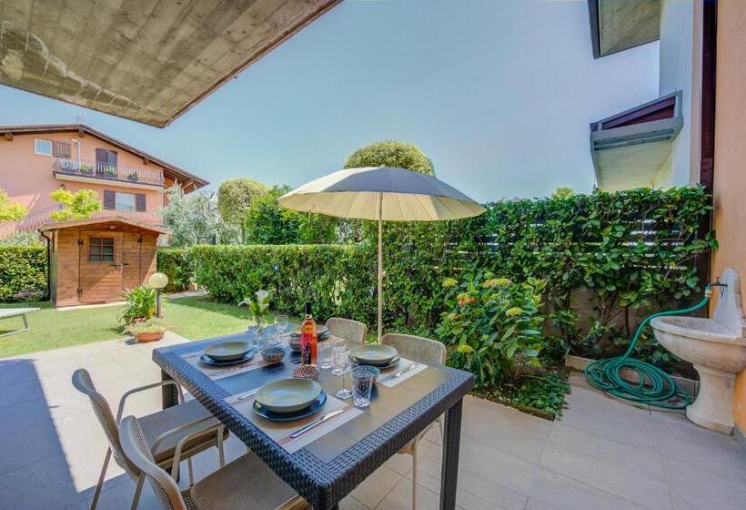 La Casa Accanto With Shared Pool   Happy Rentals