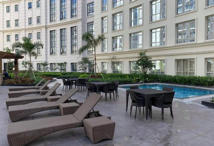 Modern And Cozy Studio Near Airport Terminal 3